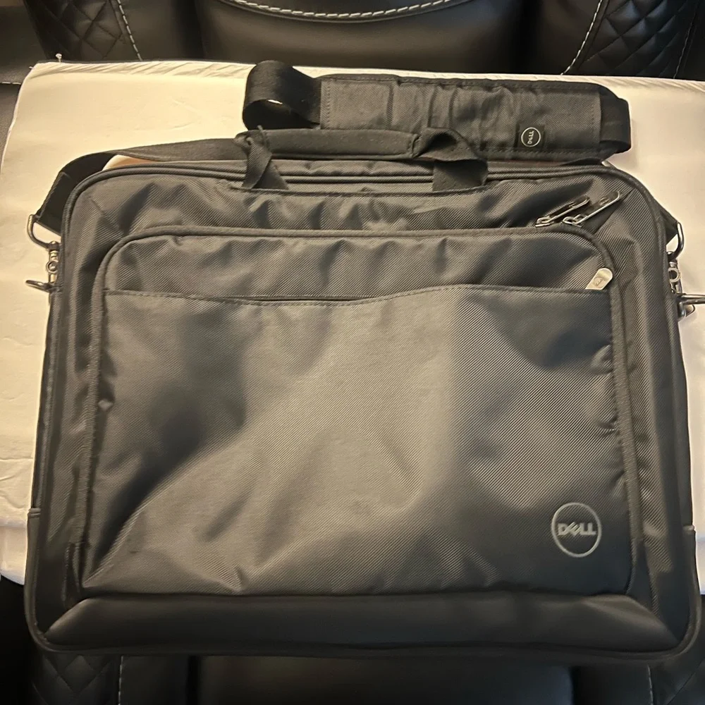 DELL DellT43DV Laptop/Messenger Bag